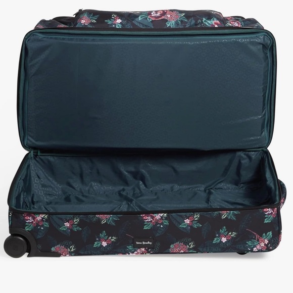 Very Bradley XL Duffle on Wheels NWT - Picture 2 of 12